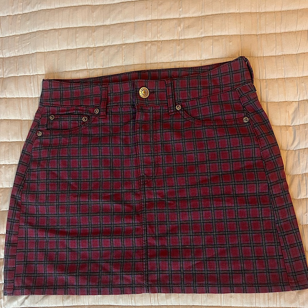 American Eagle mini skirt womens sz 4 (NWOT)